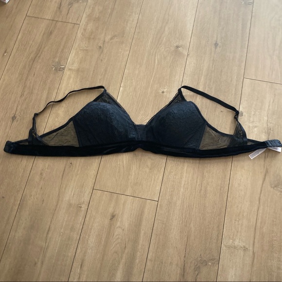 Size XXL Lace bra - Picture 4 of 16